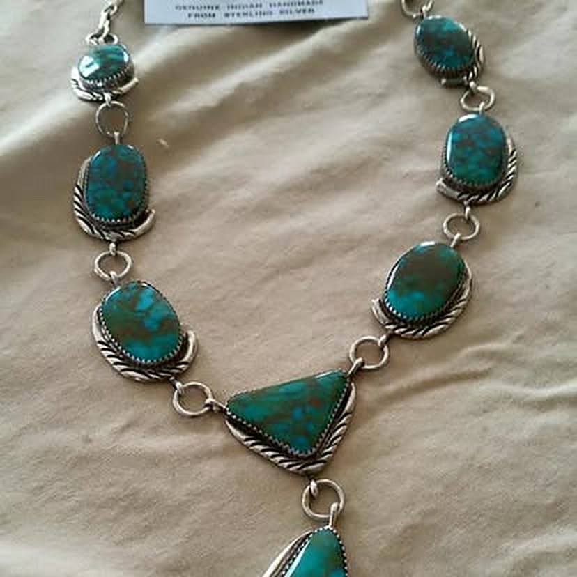 Statement Turquoise